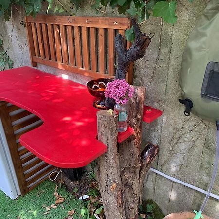 Auberge Du Finistere - Chambres Cosy A Louer - Bienvenus Chez Anne Votre Hote Et Chris Le Gardien- Proche Centre Ville Et Odet A Pieds كْيَمبيه المظهر الخارجي الصورة
