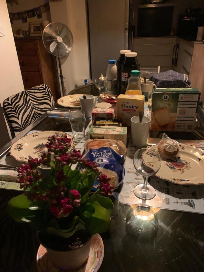 Auberge Du Finistere - Chambres Cosy A Louer - Bienvenus Chez Anne Votre Hote Et Chris Le Gardien- Proche Centre Ville Et Odet A Pieds كْيَمبيه المظهر الخارجي الصورة