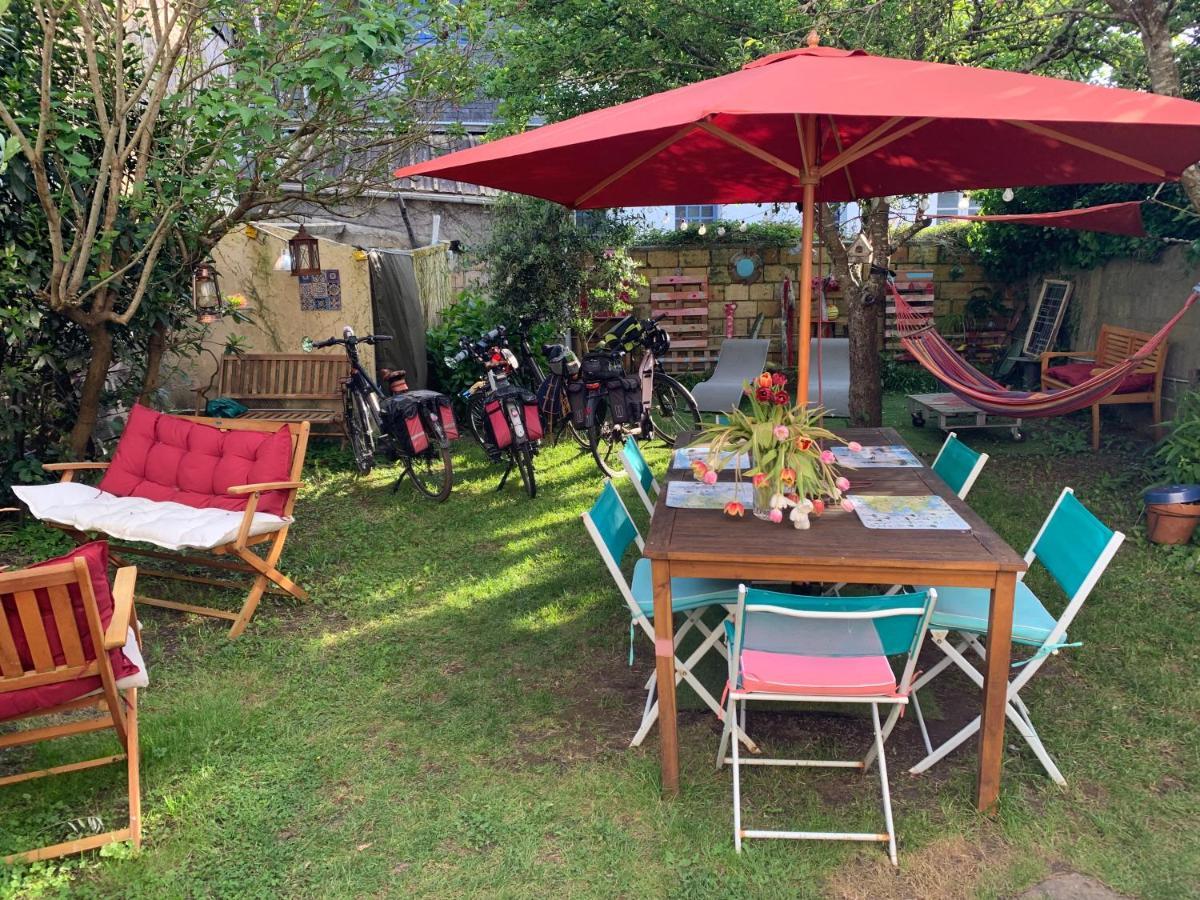 Auberge Du Finistere - Chambres Cosy A Louer - Bienvenus Chez Anne Votre Hote Et Chris Le Gardien- Proche Centre Ville Et Odet A Pieds كْيَمبيه المظهر الخارجي الصورة